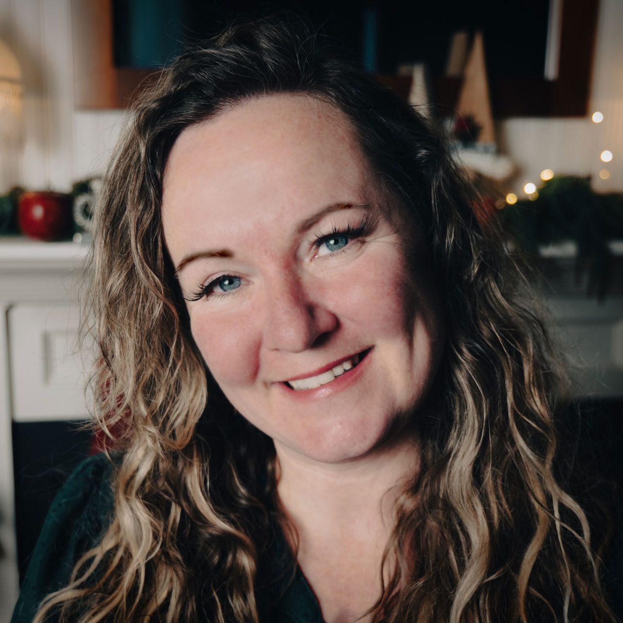 Danielle, photographer and founder of Heritage Santa